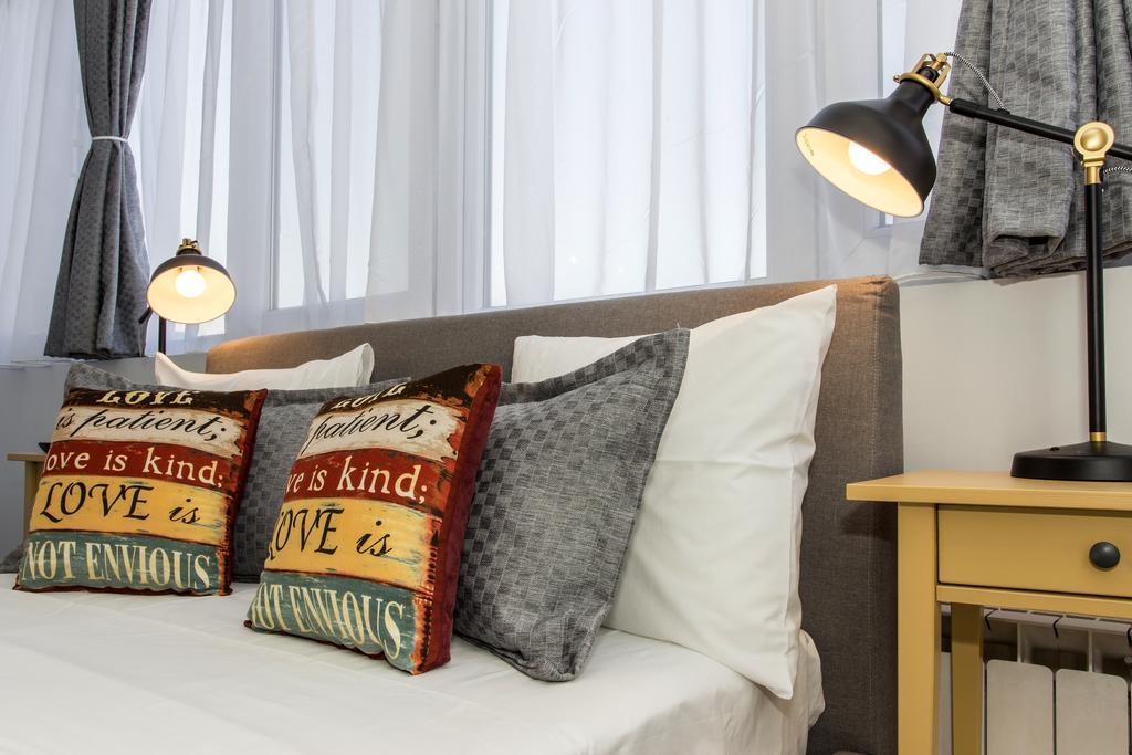 Studio L By Mrg Apartments Bukarest Eksteriør billede