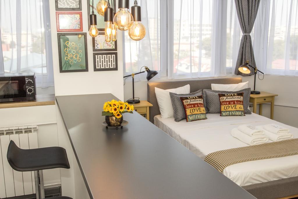 Studio L By Mrg Apartments Bukarest Eksteriør billede